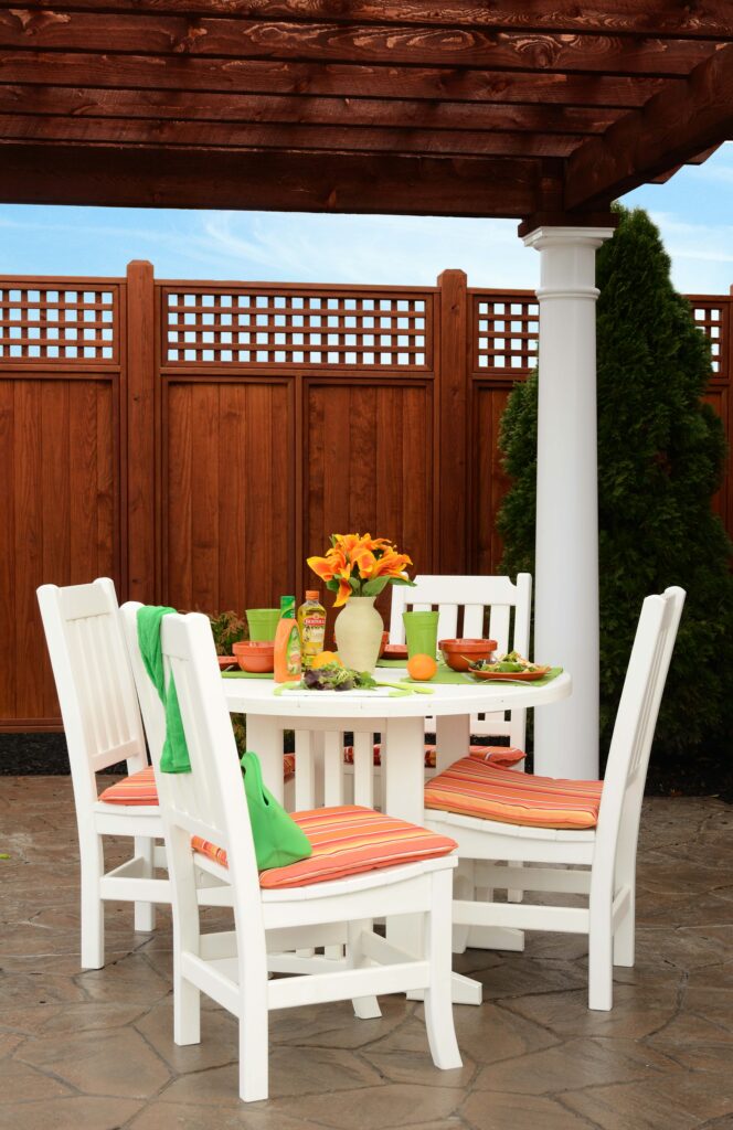 4 Top Keystone Dining Set